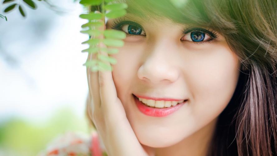 昆明机场通报一航班起落架受损：启动预案，机上旅客安全离机